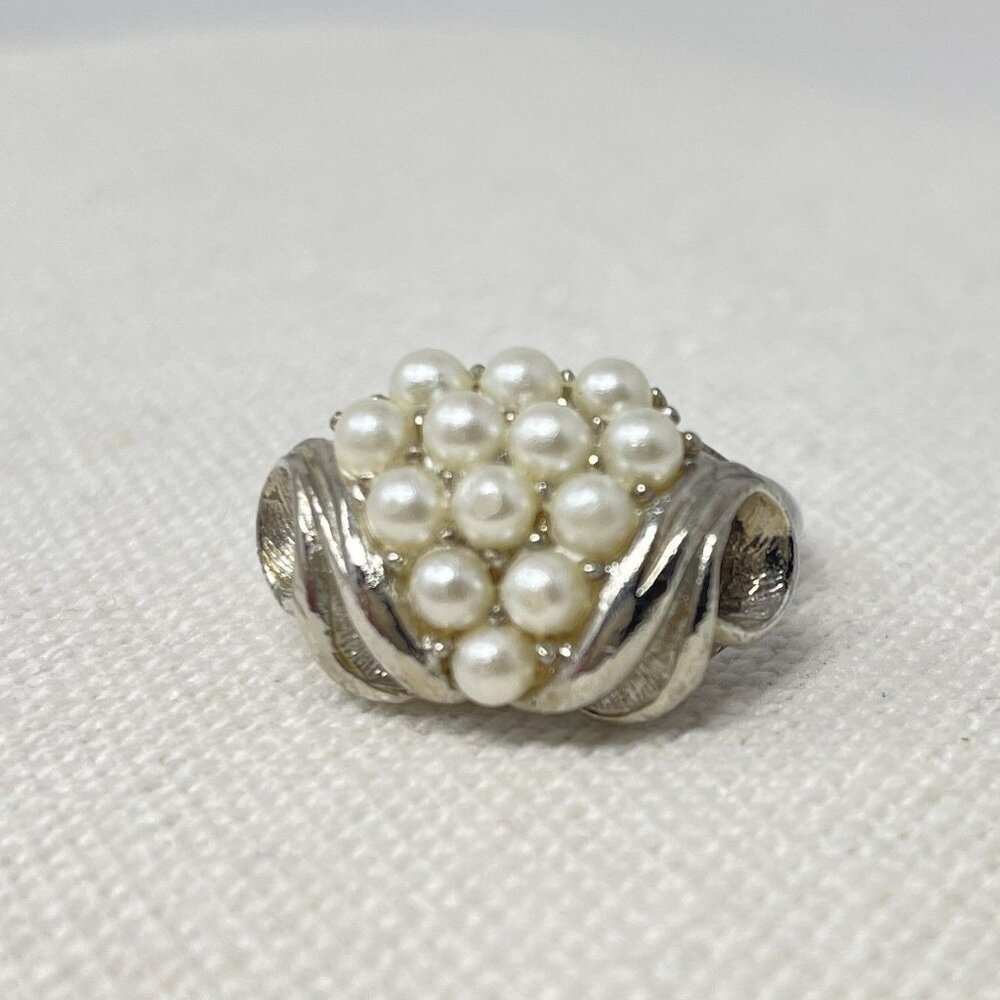 Vintage Silver Tone‎ Imitation Pearl Cluster Scroll Cocktail Ring Size 6